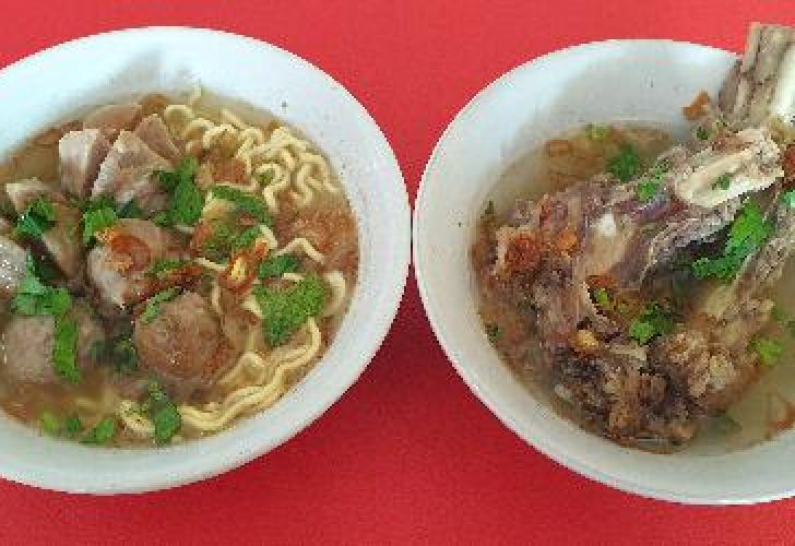 Mie Ayam & Bakso 'Wetan Kali' Serayu Penggalang: Kenikmatan yang Menggoda di Setiap Suapan